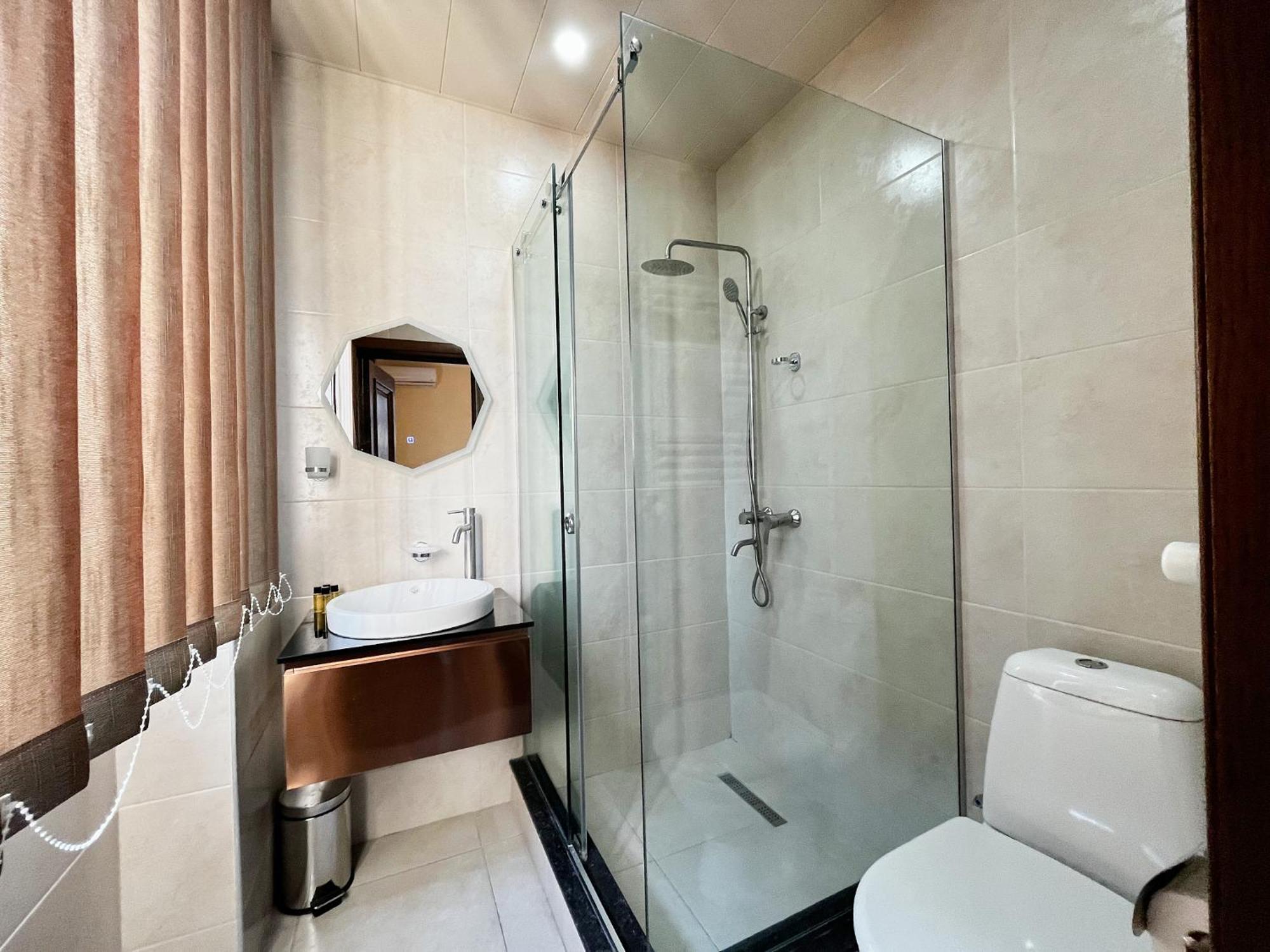 טביליסי Phazisi Hotel מראה חיצוני תמונה